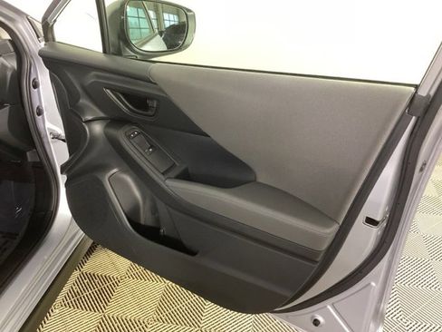 Used 2025 Subaru Crosstrek 2.0i Premium image 21