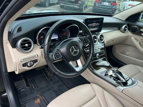 Used 2018 Mercedes-Benz C 300 4MATIC Sedan image 17
