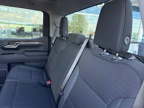 Used 2023 Chevrolet Silverado 1500 RST w/ Z71 Off-Road Package AWD/4WD image 22
