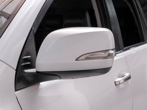 Used 2015 Lexus GX 460 image 37