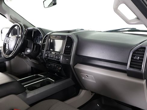 Used 2017 Ford F150 XLT w/ Equipment Group 302A Luxury image 26