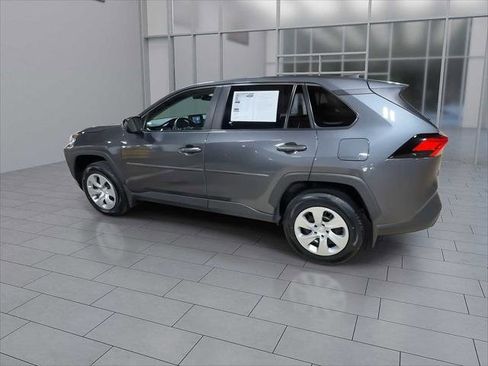 Certified 2022 Toyota RAV4 LE image 6