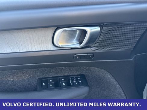 Certified 2025 Volvo XC40 B5 Core image 15