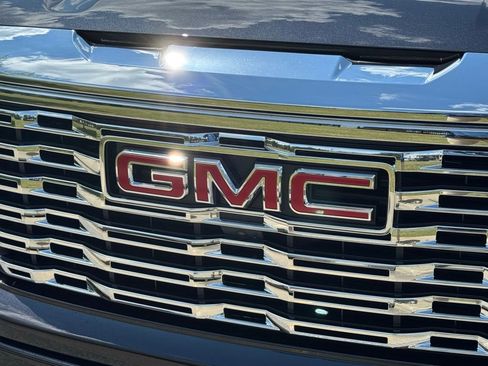 New 2025 GMC Sierra 1500 Denali image 7