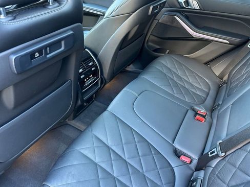 Used 2023 BMW X5 sDrive40i w/ Parking Assistance Package image 12