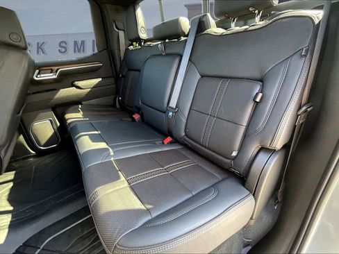 Used 2026 Chevrolet Silverado 1500 High Country image 23
