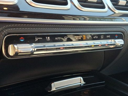 Used 2020 Mercedes-Benz GLS 580 4MATIC image 14