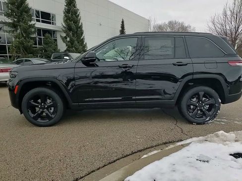 New 2026 Jeep Grand Cherokee Limited w/ Limited Altitude Package image 18