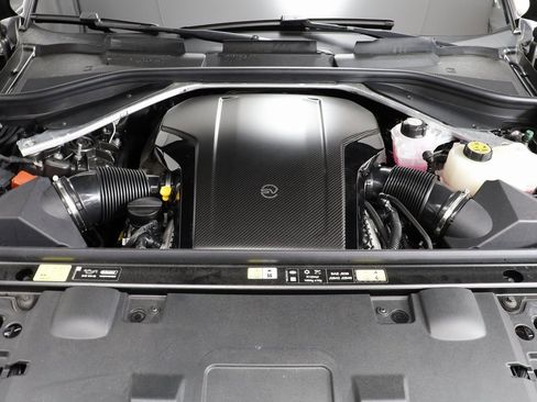 New 2025 Land Rover Range Rover Sport SV Edition Two image 26