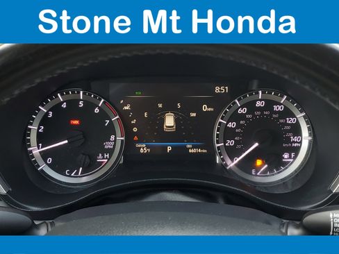 Used 2023 Toyota Highlander XLE FWD image 27