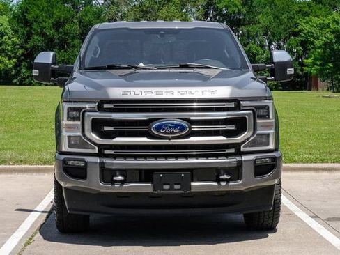 Used 2021 Ford F250 Platinum w/ FX4 Off-Road Package AWD/4WD image 9