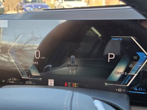 New 2026 BMW X5 xDrive50e w/ Premium Package image 18