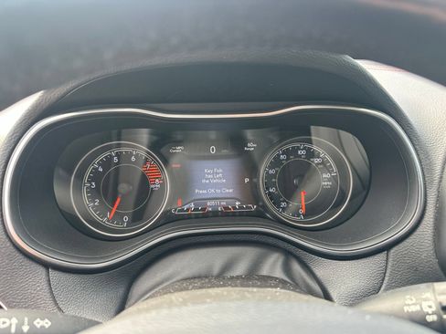 Used 2019 Jeep Cherokee Trailhawk w/ Cold Weather Group AWD/4WD image 21