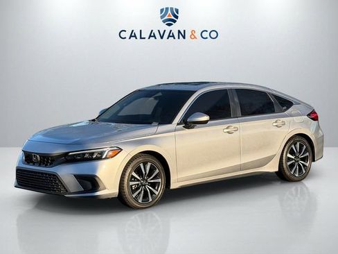 Used 2023 Honda Civic EX-L image 3