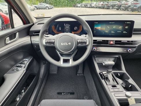 New 2025 Kia K5 LXS FWD image 20