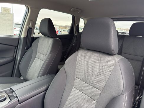 New 2026 Nissan Rogue SV AWD/4WD image 27