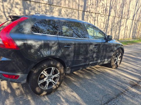Used 2011 Volvo XC60 T6 AWD/4WD image 5