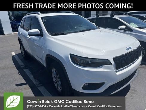 Used 2021 Jeep Cherokee Latitude Lux w/ Sun & Sound Group AWD/4WD image 3