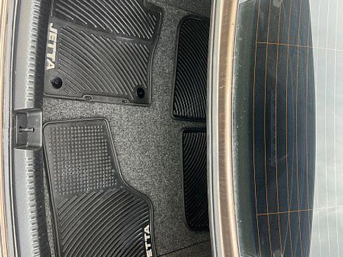 Used 2014 Volkswagen Jetta S image 9