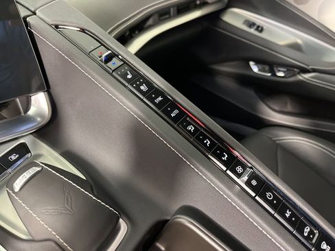 Certified 2024 Chevrolet Corvette Stingray Preferred Cpe w/ 2LT image 30