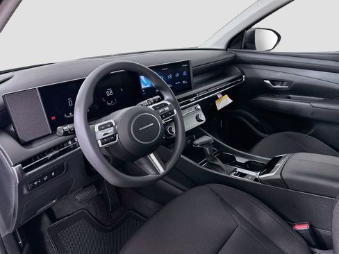 New 2026 Hyundai Tucson SEL FWD image 9