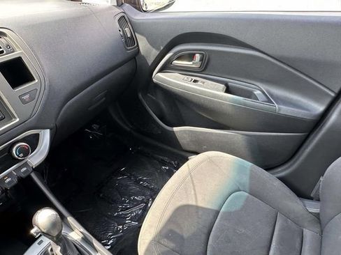 Used 2012 Kia Rio SX FWD image 26