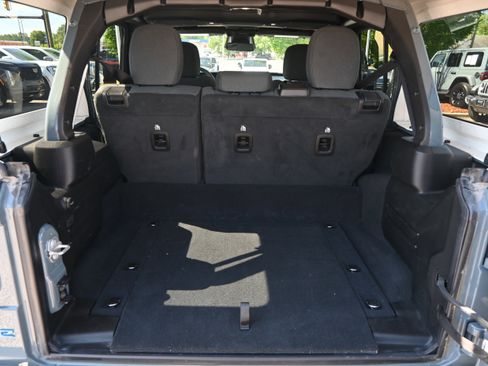 Used 2025 Jeep Wrangler Unlimited Sport S 4xe AWD/4WD image 32