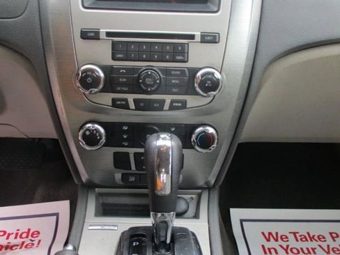 Used 2012 Ford Fusion SE FWD image 12