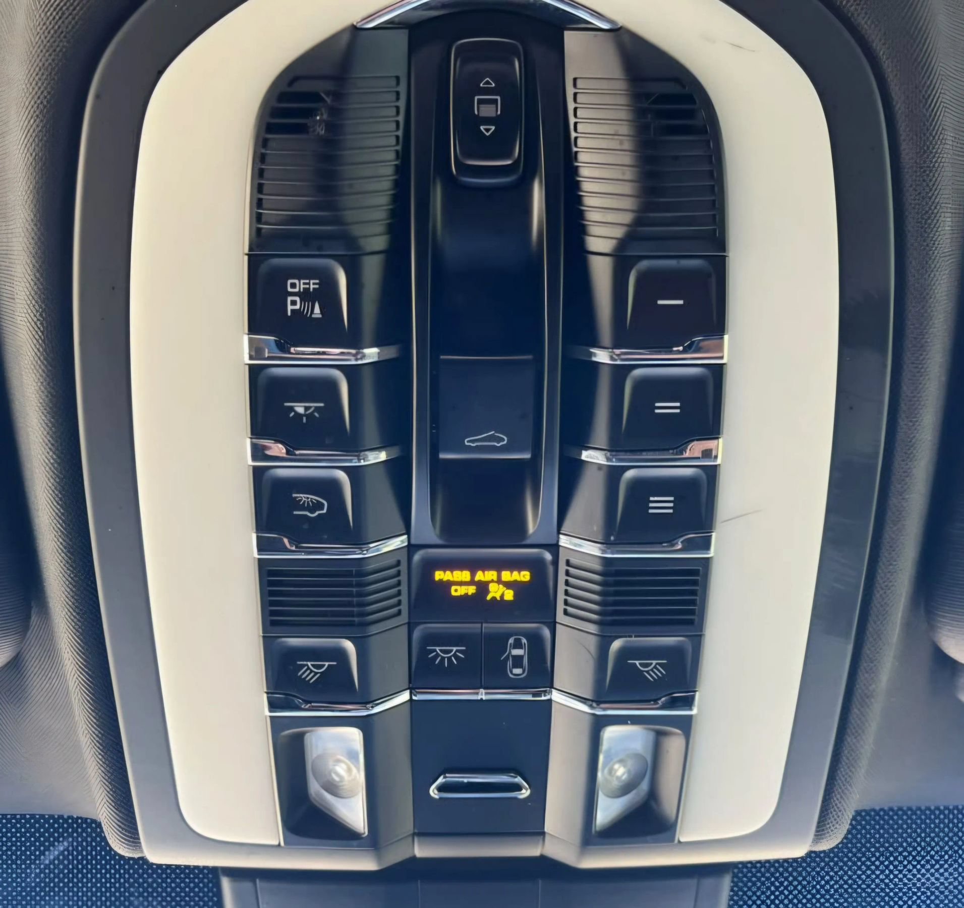 Used 2012 Porsche Cayenne S AWD/4WD image 41