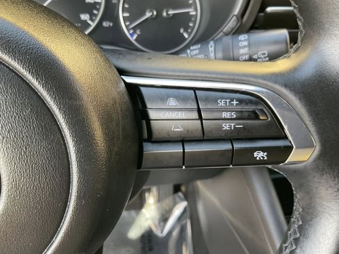 Used 2024 MAZDA MAZDA3 s FWD image 31