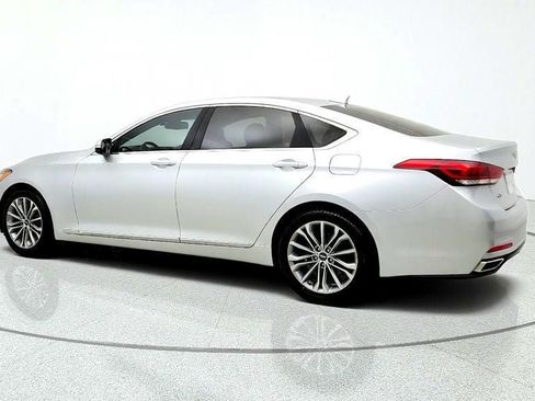 Used 2017 Genesis G80 3.8 RWD image 7