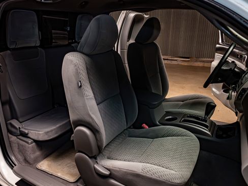 Used 2011 Toyota Tacoma 4x4 Access Cab w/ SR5 Pkg #2 image 19