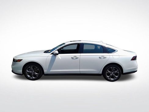Used 2024 Honda Accord EX image 4