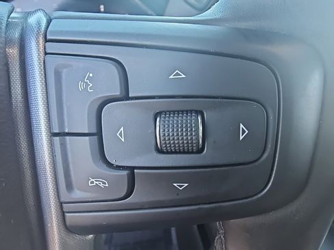 Used 2024 GMC Sierra 2500 SLT w/ SLT Premium Package image 21