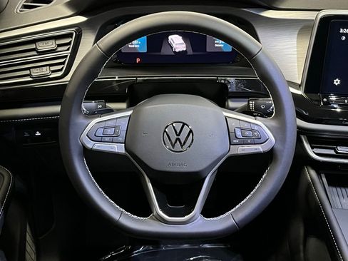 New 2026 Volkswagen Atlas Cross Sport SE AWD/4WD image 9