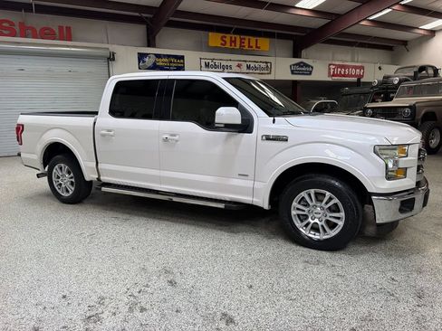 Used 2015 Ford F150 Lariat w/ Equipment Group 501A Mid RWD image 10