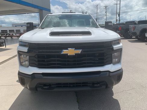 Used 2025 Chevrolet Silverado 3500 W/T w/ WT Convenience Package AWD/4WD image 2