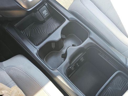 Used 2018 Honda CR-V EX image 25