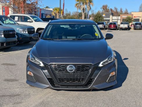 Certified 2022 Nissan Altima 2.5 SR image 9