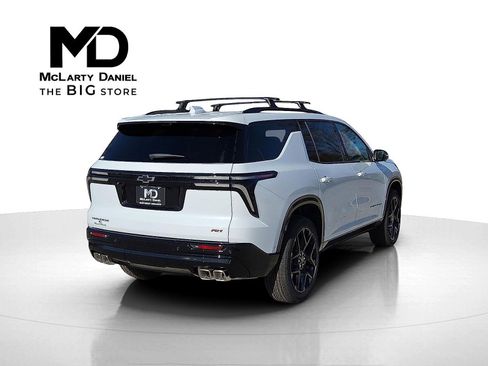 New 2026 Chevrolet Traverse RS image 5