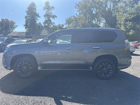 Used 2021 Lexus GX 460 Premium w/ Premium Package image 26