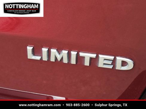 Used 2022 Jeep Grand Cherokee Limited image 8