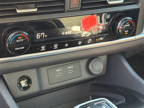 Certified 2024 Nissan Rogue SV image 27