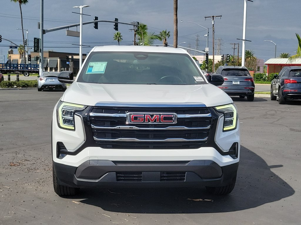 Used 2025 GMC Terrain Elevation AWD/4WD image 29