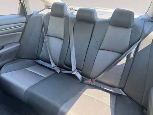 Used 2021 Honda Accord LX image 13