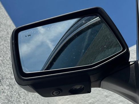 Used 2022 GMC Sierra 1500 Denali image 21