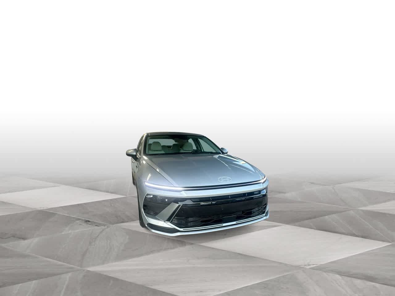 Used 2026 Hyundai Sonata SE FWD image 2