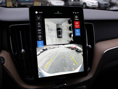 New 2026 Volvo XC60 B5 Plus w/ Protection Package Premier image 21