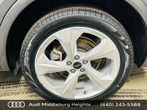 Certified 2023 Audi Q5 2.0T Premium Plus w/ Premium Plus Package image 37