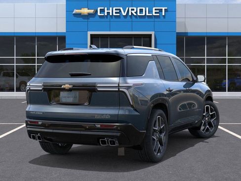 New 2026 Chevrolet Traverse High Country w/ LPO, Floor Liner Package image 4